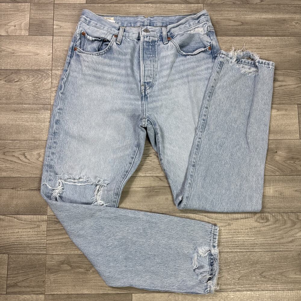Levi's 501 Slim Leg Denim Jeans 100% Cotton Button Fly Ripped Light Wash sz 28